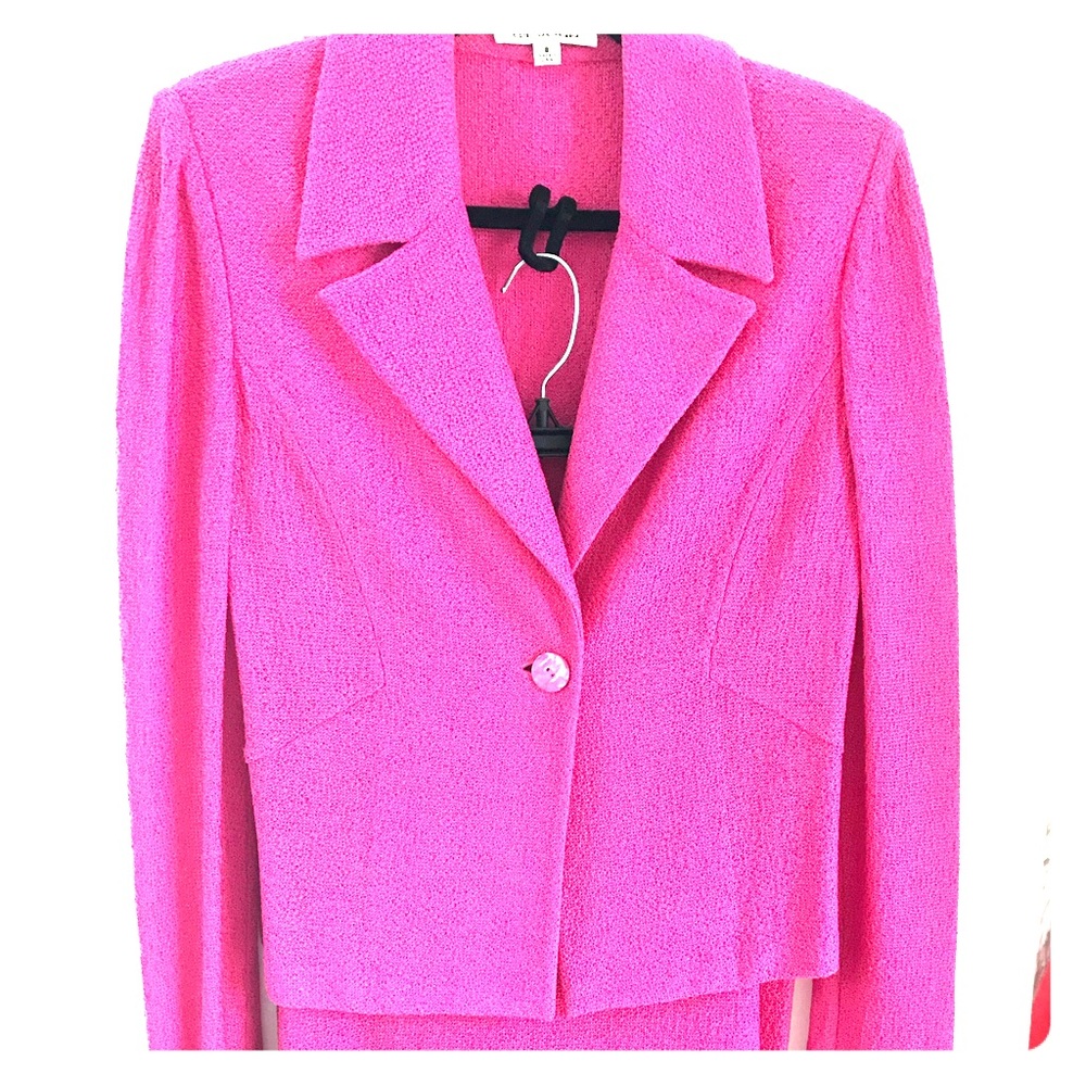St John Suit
